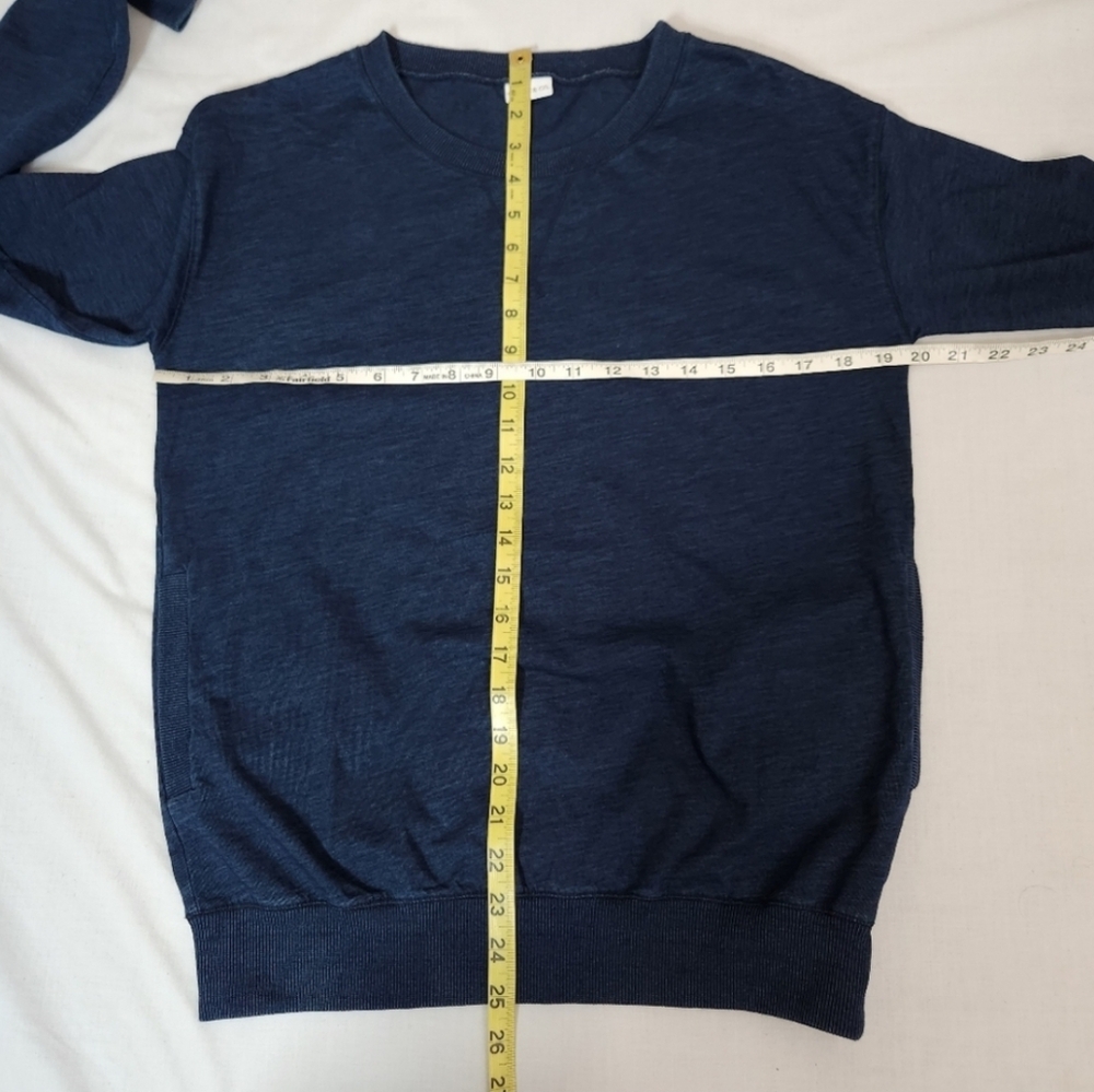 Celtic & Co blue crewneck sweatshirt garment dyed pockets S - Picture 9 of 11